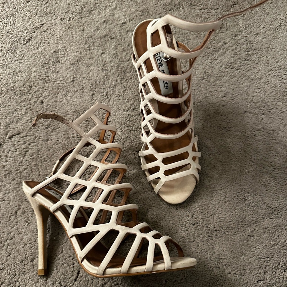 SM Heels Sz 6